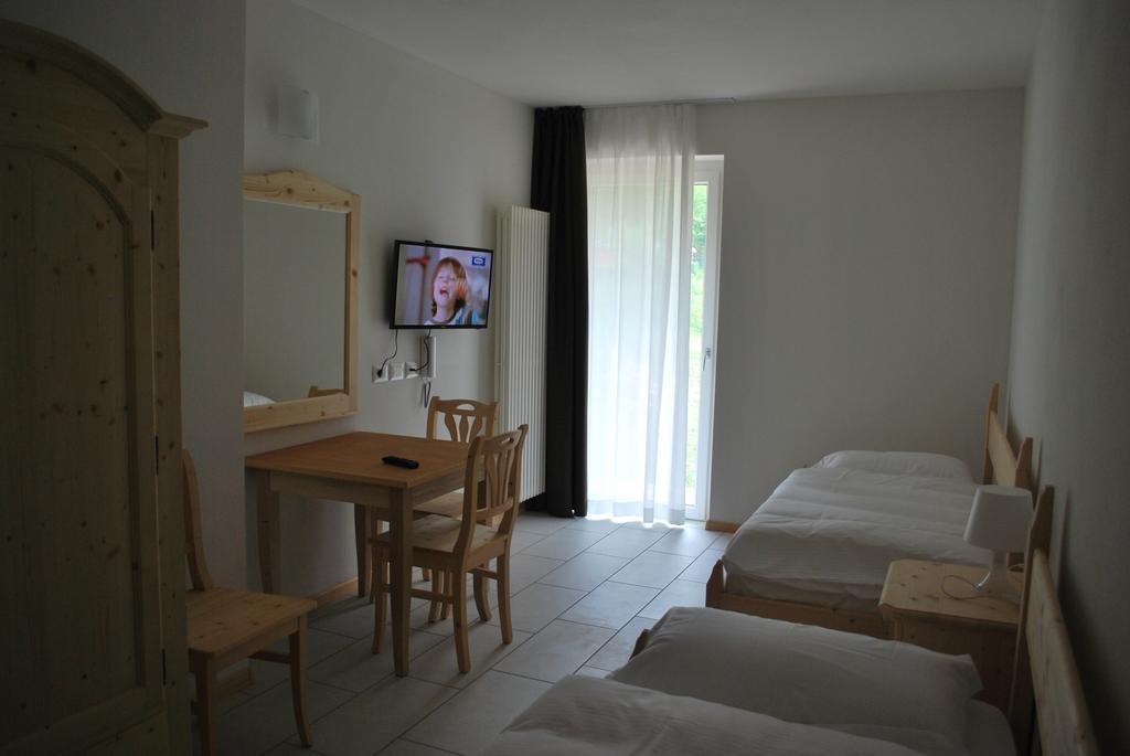 Hotel Elbele Garni Folgaria Phòng bức ảnh