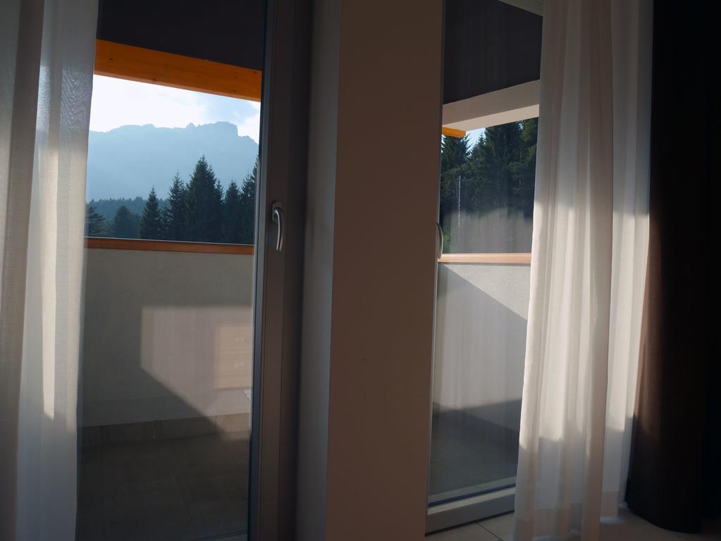 Hotel Elbele Garni Folgaria Ngoại thất bức ảnh