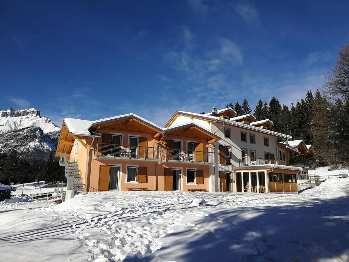 Hotel Elbele Garni Folgaria Ngoại thất bức ảnh